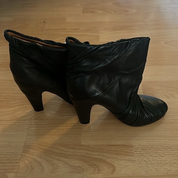 Black booties - Picture 3 of 4